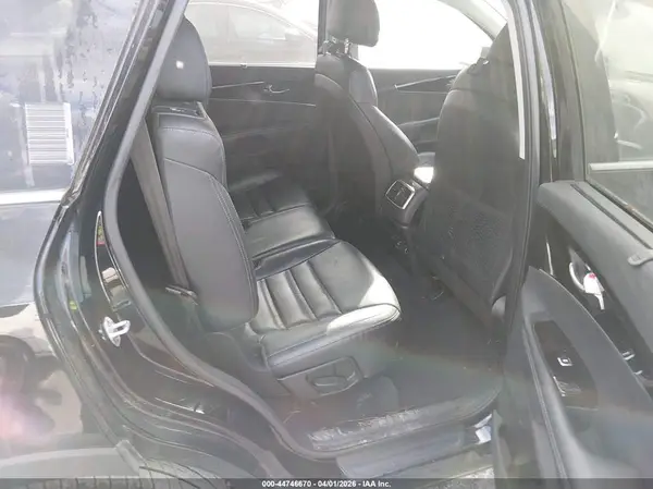 5XYPH4A56HG251376 2017 KIA SORENTO - Image 8
