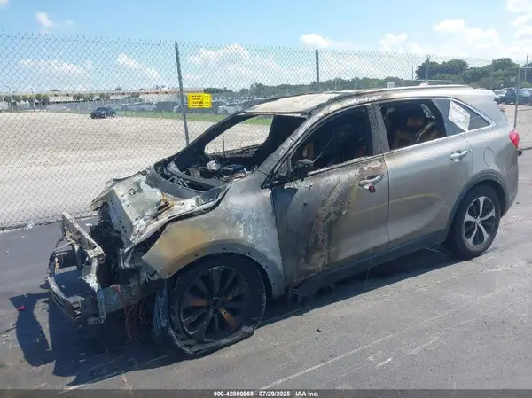 5XYPH4A56HG293367 2017 KIA SORENTO - Image 2