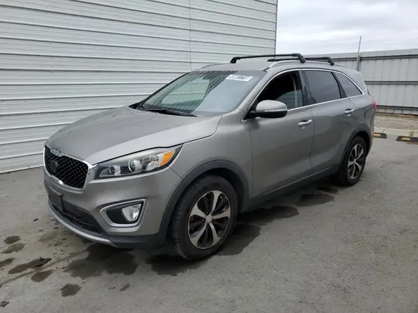 5XYPH4A56HG293840 2017 KIA SORENTO - Image 1
