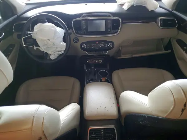 5XYPH4A56HG304318 2017 KIA SORENTO - Image 8
