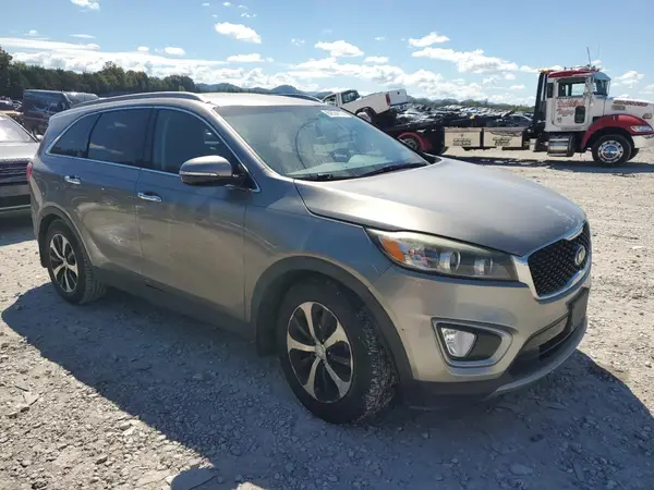 2017 KIA SORENTO COPART lot 84534115 auction photo 4