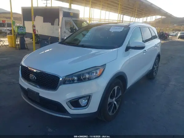 5XYPH4A56HG337576 2017 KIA SORENTO - Image 2