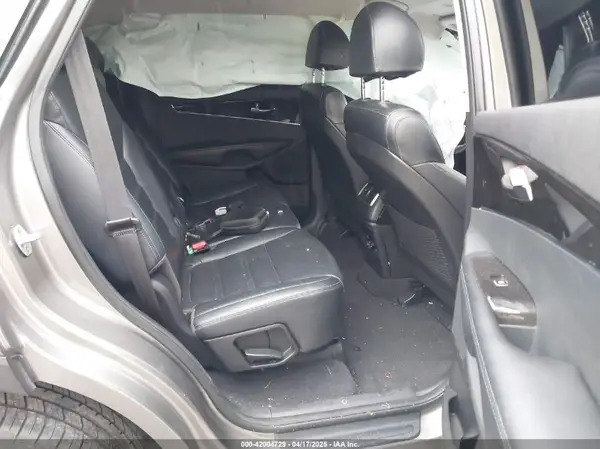 5XYPH4A56JG385309 2018 KIA SORENTO - Image 8