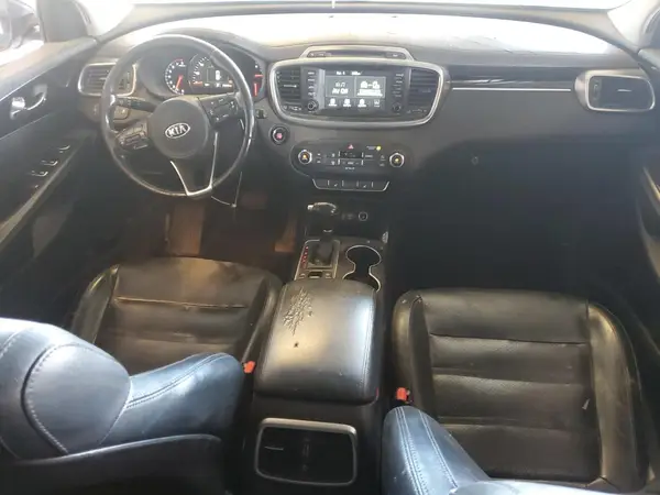 5XYPH4A56JG426778 2018 KIA SORENTO - Image 8