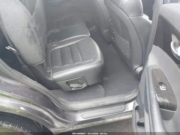 5XYPH4A56KG467025 2019 KIA SORENTO - Image 8