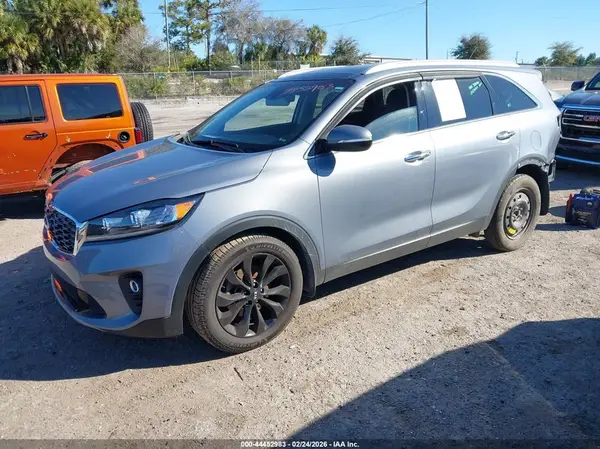 5XYPH4A56LG647557 2020 KIA SORENTO - Image 2