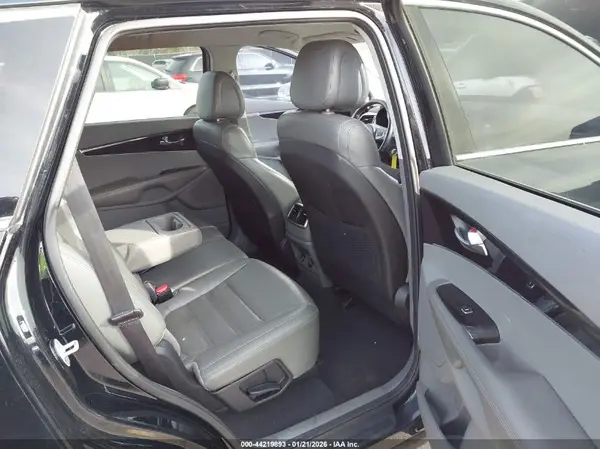 5XYPH4A57GG051007 2016 KIA SORENTO - Image 8