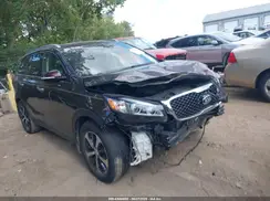 5XYPH4A57GG066977 2016 KIA SORENTO