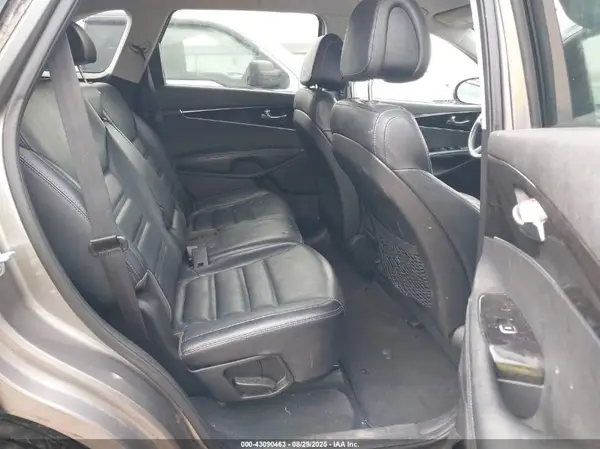 5XYPH4A57GG148773 2016 KIA SORENTO - Image 8