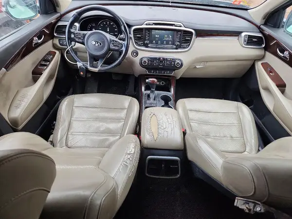 5XYPH4A57HG224462 2017 KIA SORENTO - Image 8