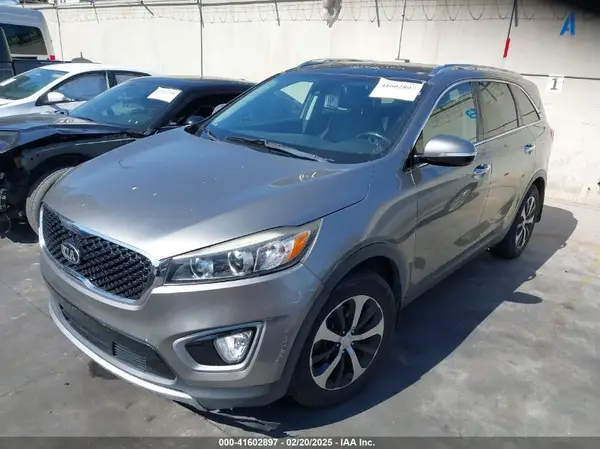 5XYPH4A57HG236014 2017 KIA SORENTO - Image 2