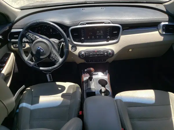 5XYPH4A57HG236840 2017 KIA SORENTO - Image 8