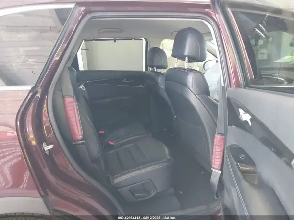 5XYPH4A57HG293717 2017 KIA SORENTO - Image 8