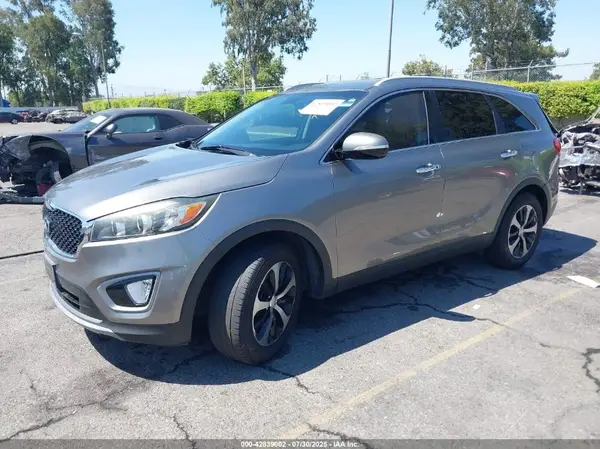 5XYPH4A57HG294012 2017 KIA SORENTO - Image 2
