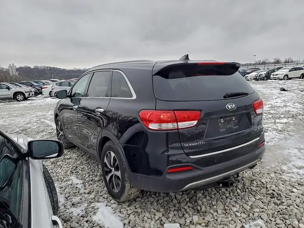 5XYPH4A57JG373931 2018 KIA SORENTO - Image 2