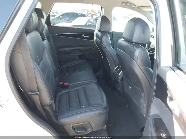 5XYPH4A57JG386789 2018 KIA SORENTO - Image 8