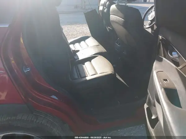 5XYPH4A57JG423064 2018 KIA SORENTO - Image 8