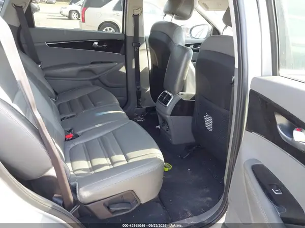 5XYPH4A58GG044969 2016 KIA SORENTO - Image 8