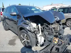 5XYPH4A58GG047760 2016 KIA SORENTO
