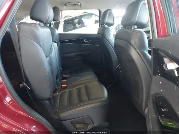 5XYPH4A58GG084453 2016 KIA SORENTO - Image 8