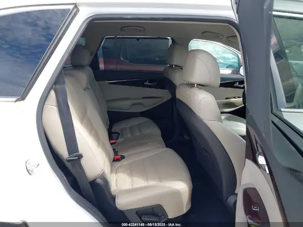 5XYPH4A58HG290700 2017 KIA SORENTO - Image 8