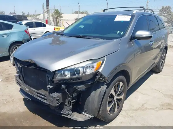 5XYPH4A58JG354062 2018 KIA SORENTO - Image 2