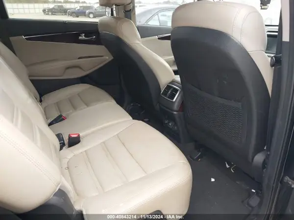 5XYPH4A58JG365627 2018 KIA SORENTO - Image 8