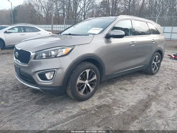 5XYPH4A58JG409349 2018 KIA SORENTO - Image 2