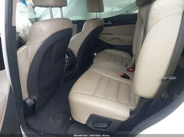 5XYPH4A58KG514992 2019 KIA SORENTO - Image 8