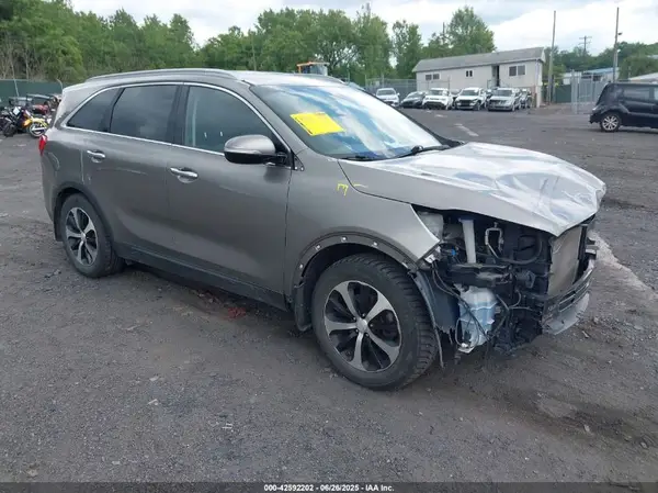5XYPH4A59GG135247 2016 KIA SORENTO - Image 1