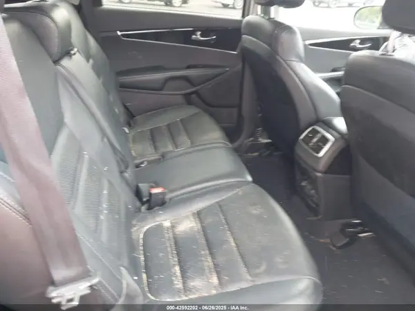5XYPH4A59GG135247 2016 KIA SORENTO - Image 8