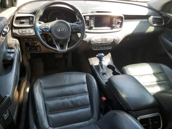 5XYPH4A59HG302756 2017 KIA SORENTO - Image 8