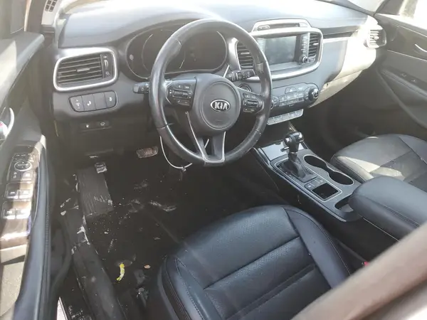 5XYPH4A59JG385322 2018 KIA SORENTO - Image 8