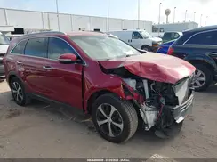 5XYPH4A59JG395672 2018 KIA SORENTO