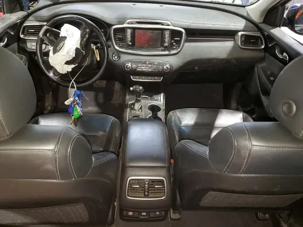 5XYPH4A59JG396983 2018 KIA SORENTO - Image 8