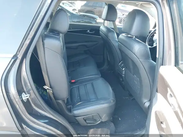 5XYPH4A59KG456603 2019 KIA SORENTO - Image 8
