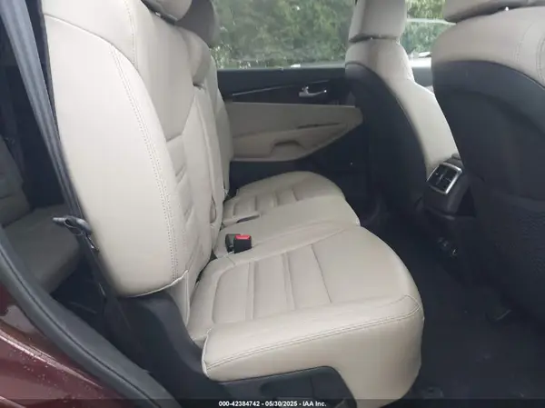 5XYPH4A59KG470940 2019 KIA SORENTO - Image 8