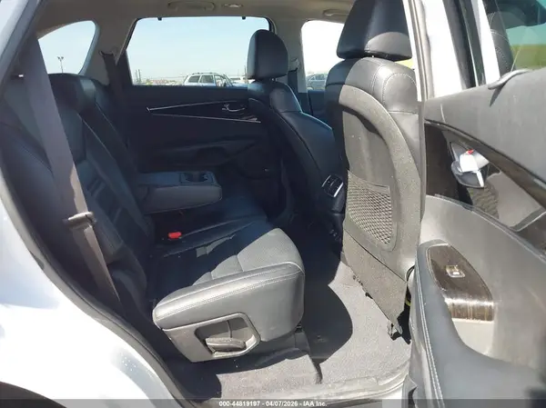 5XYPH4A59KG500857 2019 KIA SORENTO - Image 8