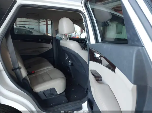 5XYPH4A59KG538301 2019 KIA SORENTO - Image 8