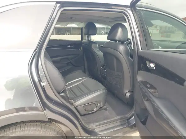 5XYPH4A59LG703961 2020 KIA SORENTO - Image 8