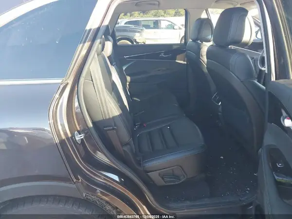 5XYPH4A5XGG051339 2016 KIA SORENTO - Image 8