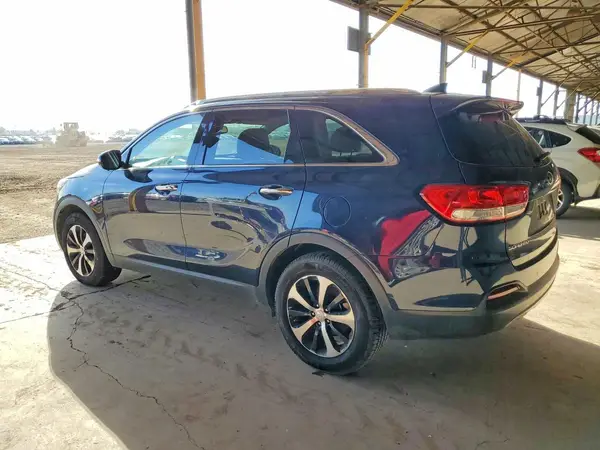 5XYPH4A5XHG201760 2017 KIA SORENTO - Image 2