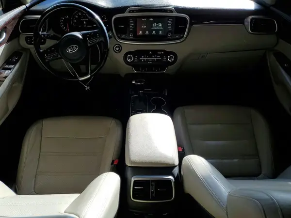 5XYPH4A5XHG201760 2017 KIA SORENTO - Image 8