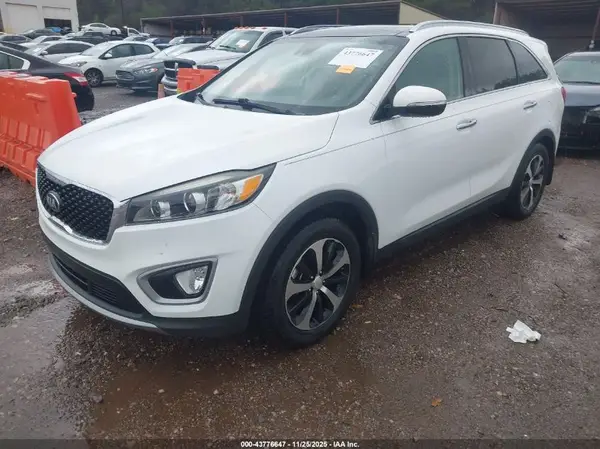 5XYPH4A5XHG228604 2017 KIA SORENTO - Image 2