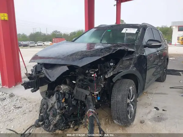 5XYPH4A5XHG249873 2017 KIA SORENTO - Image 2