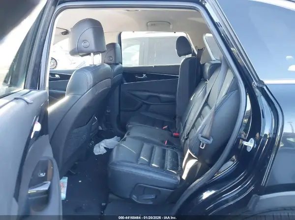 5XYPH4A5XHG277169 2017 KIA SORENTO - Image 8