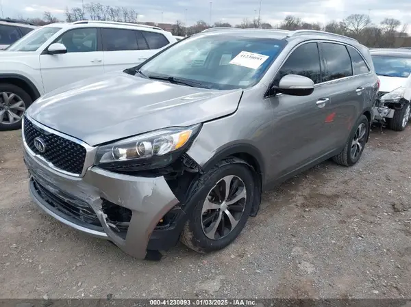 5XYPH4A5XHG290665 2017 KIA SORENTO - Image 2