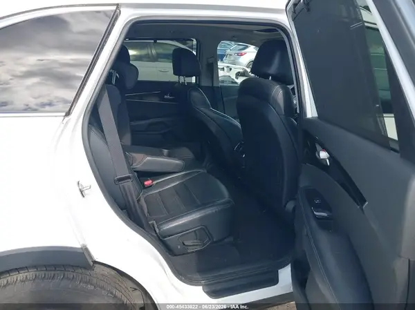 5XYPH4A5XHG306217 2017 KIA SORENTO - Image 8