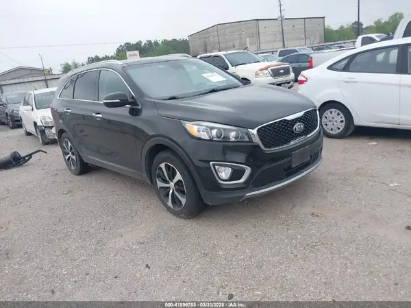 5XYPH4A5XJG375883 2018 KIA SORENTO - Image 1