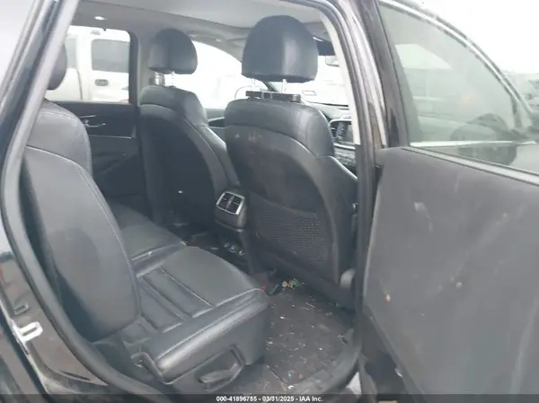 5XYPH4A5XJG375883 2018 KIA SORENTO - Image 8